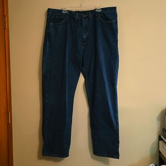 Wrangler Jeans Men's Size 44x32 medium wash‎ New with tags - Picture 1 of 5
